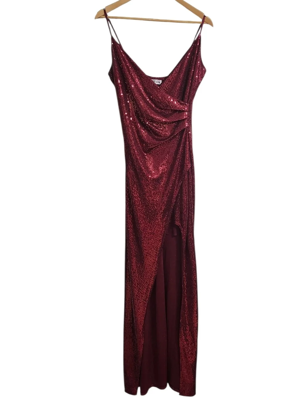Emerald Sundae Women’s Burgundy Sequin Maxi Dress XL.